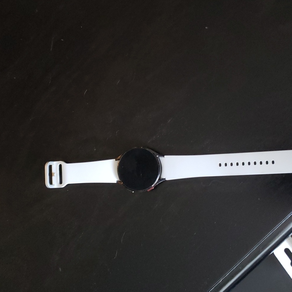 Samsung Galaxy 4 smart watch